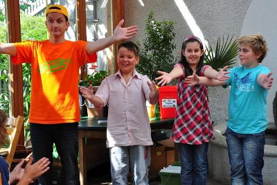 Bobby Bootle war für Spass und Abfallvermeidung, bzw. Abfalltrennung zuständig Bobby Bootle war für Spass und Abfallvermeidung, bzw. Abfalltrennung zuständig