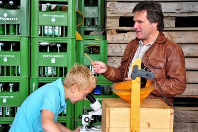 Kleinstlebewesen ganz groß präsentiert von Prof. Otmar Winder..... Kleinstlebewesen ganz groß präsentiert von Prof. Otmar Winder.....