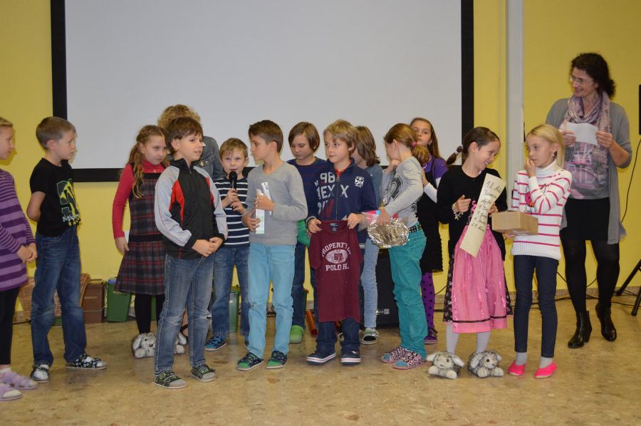 Kinder der 3. Klasse Volksschule St.Peter-Freienstein