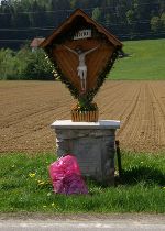 Gefüllter Sammelsack zur Abholung bereitgestellt