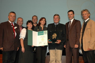 v.l.n.r.: HR W. Himmel, H. Sadighi (AWV DL), Andrea Mitteregger (Gde Wettmannstätten), E. Prattes (AWV DL), AL Ulrike Neger, Bgm. Helmut Kriegl (beide Gde Wettmannstätten), LAbg. E. Gödl, Vizebgm. J. Hegedüs (Obmann des AWV DL)