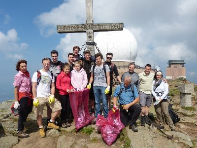 Gruppenfoto am Gipfelkreuz