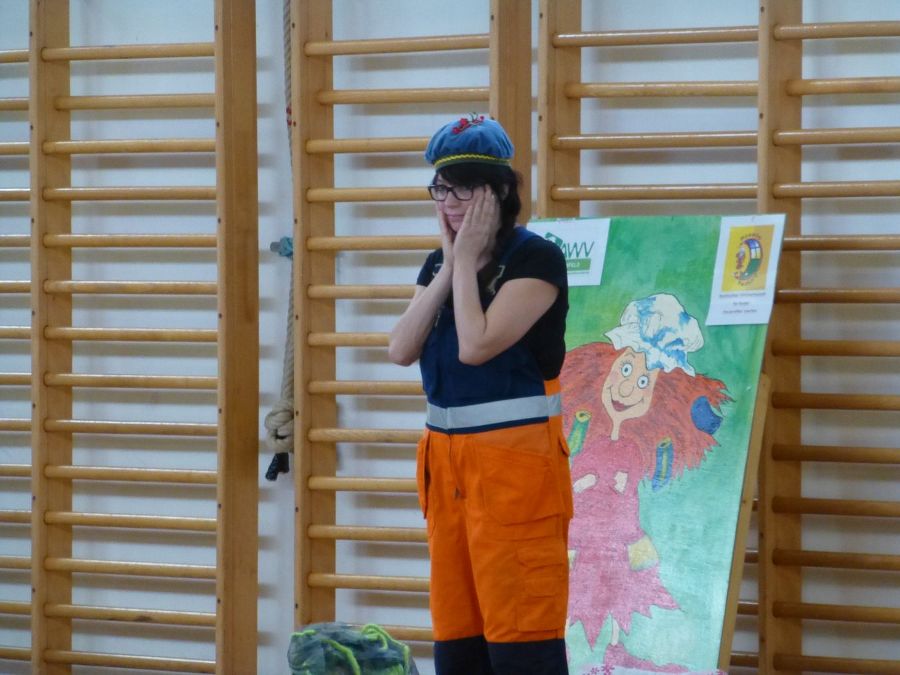 Was hat Rosalie angestellt? Was hat Rosalie angestellt?