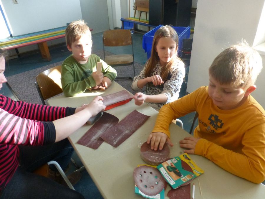 Arbeiten mit Holz Arbeiten mit Holz