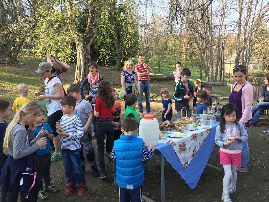 Frühjahrsputz im Kindergarten Kloepferweg