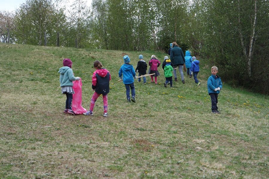 Frühjahrsputz Kindergarten Kloster