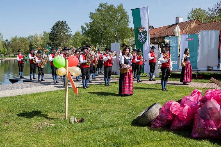 Aktionstag zum 11. Steirischen Frühjahrsputz in Riegersburg Aktionstag zum 11. Steirischen Frühjahrsputz in Riegersburg