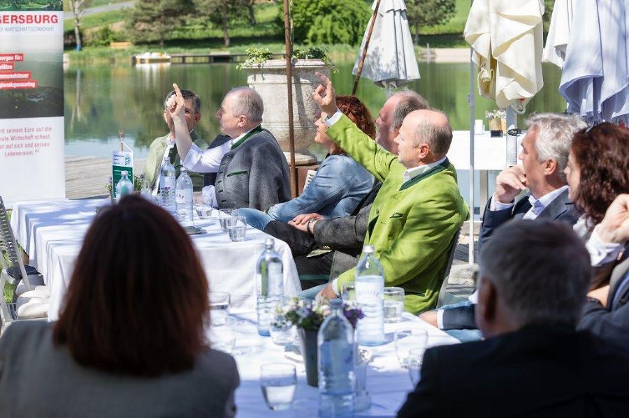 Aktionstag zum 11. Steirischen Frühjahrsputz in Riegersburg Aktionstag zum 11. Steirischen Frühjahrsputz in Riegersburg