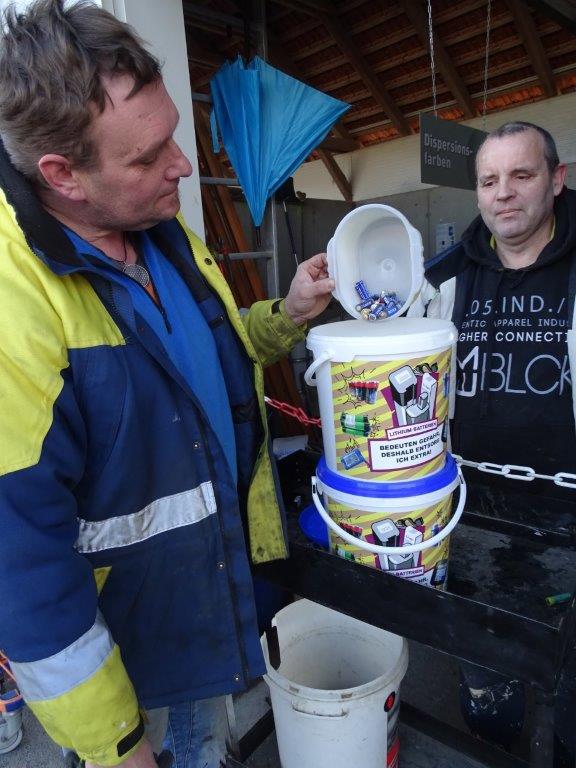 Lithium Akku Sammelbehälter Lithium Akku Sammelbehälter